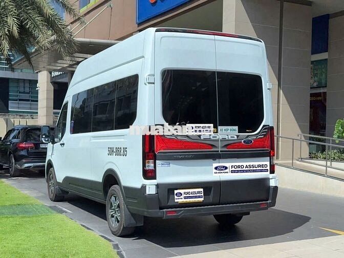 Ford Transit 2025 Premium - 13600 km