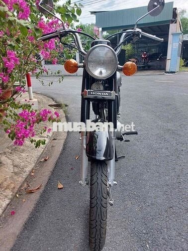 Honda CD50 Đen Cổ điển