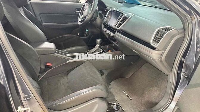 Honda City 2022 RS - 9000 km