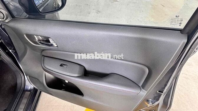 Honda City 2022 RS - 9000 km