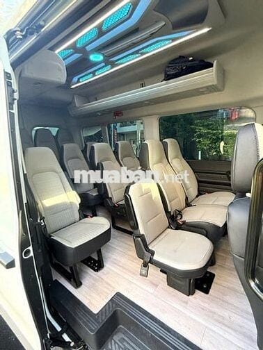 Ford Transit 2025 Premium - 13600 km