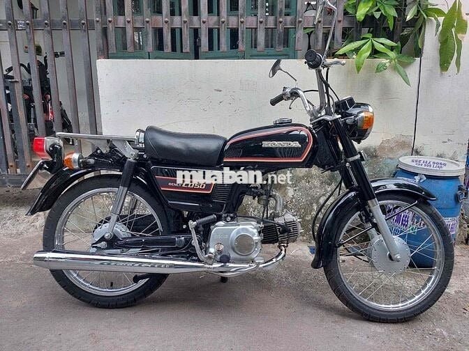 Honda CD50 Đen Cổ điển