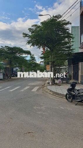 Lô Đất Kẹp Công Viên 20m , Ngay 9 Tòa ECOHOM , Đang Xây Dựng