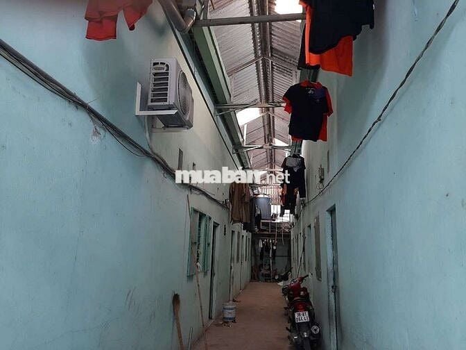 Cần bán căn nhà cấp 4 và 9p trọ dt 210m ngang 10