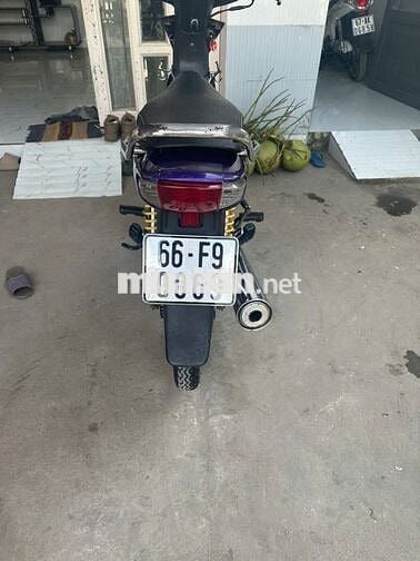 Xe máy Wave màu Tím