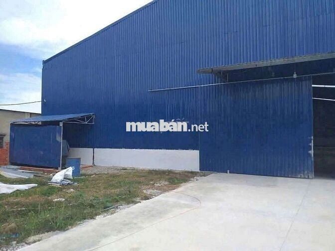 Bể nát bán phá giá.  12ty hạ còn 7,15ty   xưởng 1000m2  cho thuê 28t