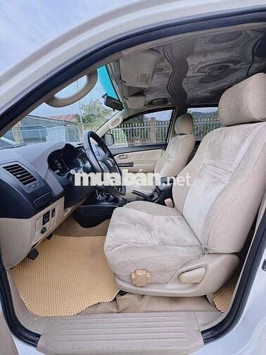 Nhà e Cần bán Fotuner 7 chổ máy dầu 2016