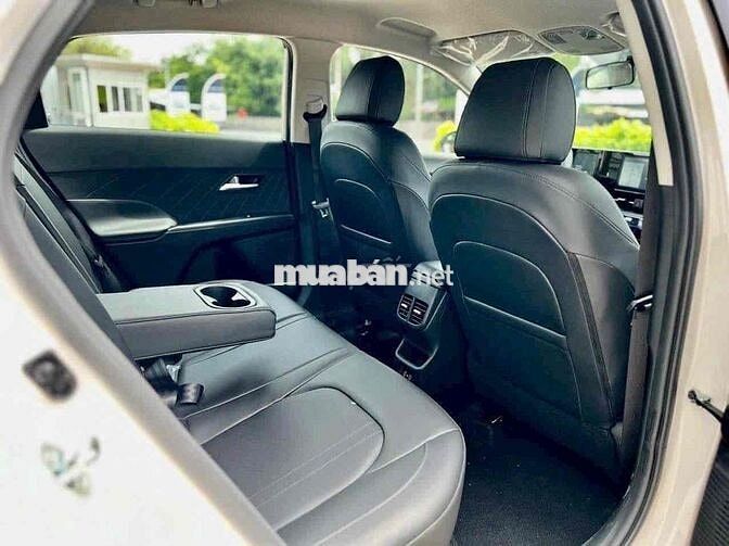 Accent 2025 - Km 80% Thuế + BH 8 năm