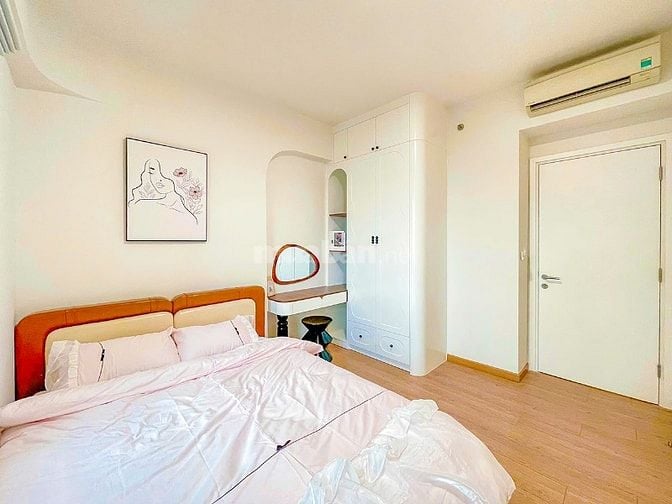 Bán Căn hộ tại Masteri Thảo Điền tầng cao 2 phòng ngủ view sông 76m2