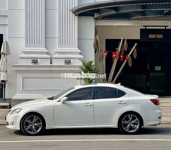 Lexus IS 250 2009 - 5.3v miles zin