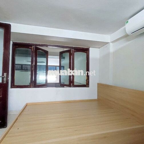 Cho thuê phòng Số 8 ngách 3 thái hà Cạnh Bể Bơi Thái Hà