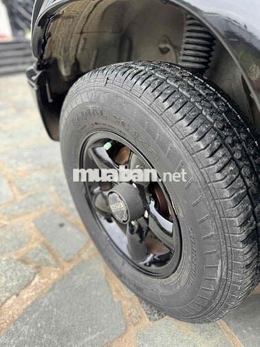 Suzuki Vitara 2005 1.6 2 cầu 7 lít /100kLm cần ban