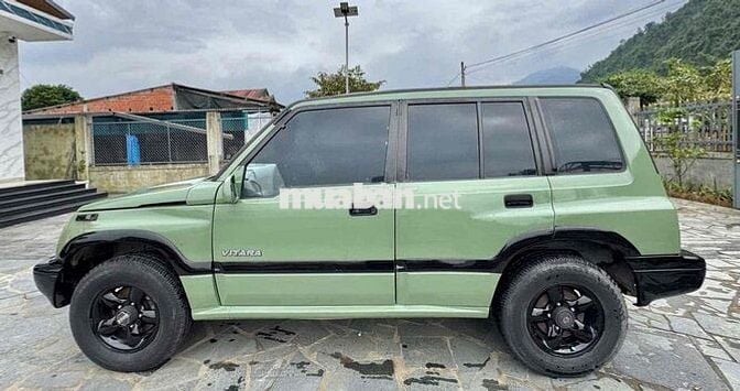 Suzuki Vitara 2005 1.6 2 cầu 7 lít /100kLm cần ban