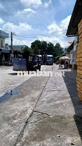 CHO THUÊ 300m2 KHO XƯỞNG KDC ĐÔNG AN DĨ AN