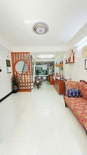 Bán nhà sẵn hợp đồng thuê 9tr5/tháng,đường Lê Hồng Phong,3 tỷ hơn 40m2