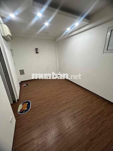 NHÀ PHỐ GIANG VĂN MINH - TRUNG TÂM BA ĐÌNH - NGÕ THÔNG - 10m OTO TRÁNH