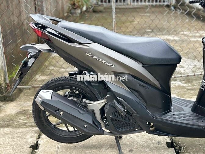 🆘  VARIO 125 Màu Vàng Cát Rất Đẹp