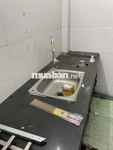 cho thuê nhà nguyên căn. 2pn1wc Tô Hiến Thành Q10