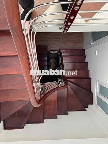 NHÀ PHỐ GIANG VĂN MINH - TRUNG TÂM BA ĐÌNH - NGÕ THÔNG - 10m OTO TRÁNH