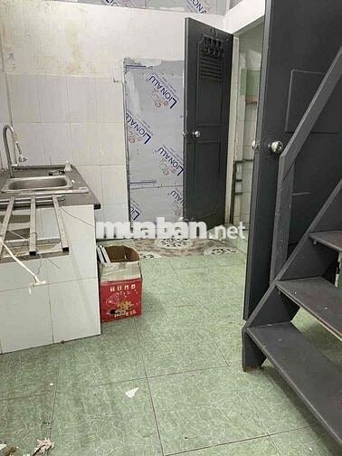 cho thuê nhà nguyên căn. 2pn1wc Tô Hiến Thành Q10