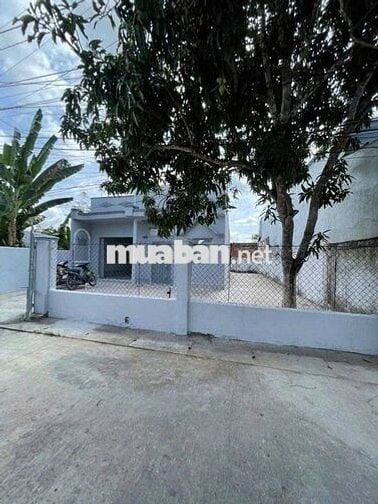 Cần bán gấp căn nhà ở 1/ Đ. Hồ Văn Tắng  188m2 - SHR - Giá 1 tỉ 350tr