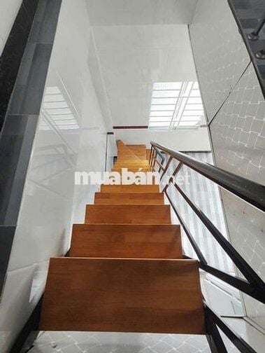 BÁN GẤP NHÀ TRỌ GẦN BV NHI ĐỒNG - ĐH FPT