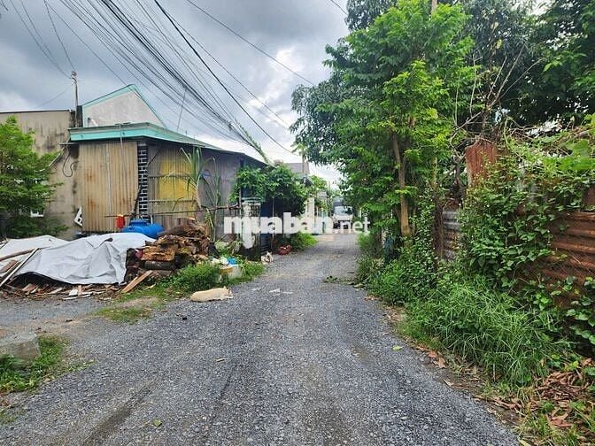 ⭐ BÁN GẤP! Lô Đất 305m² Trung Tâm Dĩ An – Giá Chỉ 4,825 Tỷ!