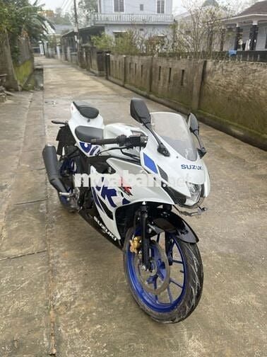 Suzuki GSX-R150 Trắng xanh 9000 km