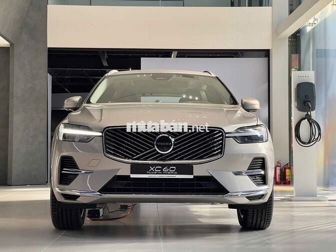 Volvo XC60 Plug-in Hybrid Ultra 2026, giao ngay