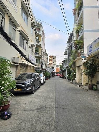 🌈 NHÀ 4LẦU HXH ĐƯỜNG ĐÀO DUY TỪ, P17, QUẬN-PN