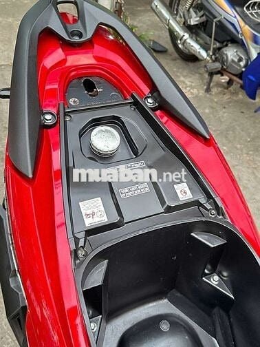 Vario 150cc ( e có bán góp )