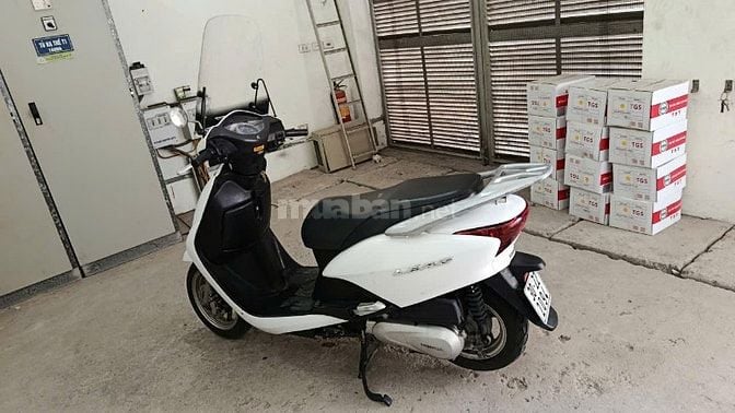 Bán xe ga HONDA lead trắng biển 30 máy zin êm