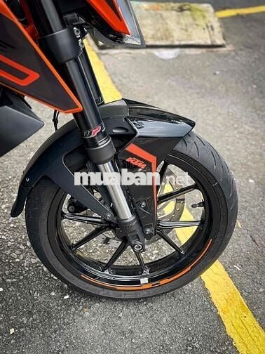 KTM Duke 390 Đen cam Biển Sài Gòn
