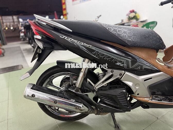 Yamaha Nouvo 4 màu Nâu Đen Bạc