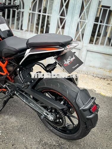 KTM Duke 390 Đen cam Biển Sài Gòn