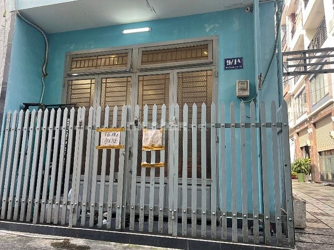 Cho thuê chính chủ nguyên căn 4x12 gần sân bay TSN