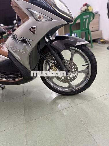 Yamaha Nouvo 4 màu Nâu Đen Bạc