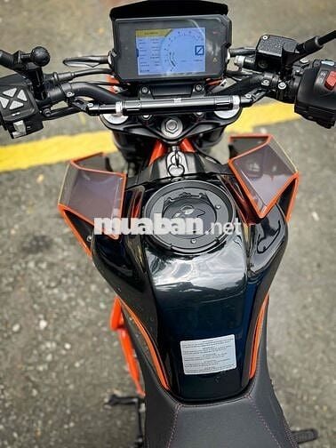 KTM Duke 390 Đen cam Biển Sài Gòn
