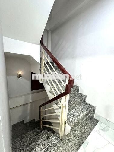 Cho Thuê Nhà Đường Nguyễn Thượng Hiền, Quận 3 ( 3PN, 4WC - KD TỰ DO )