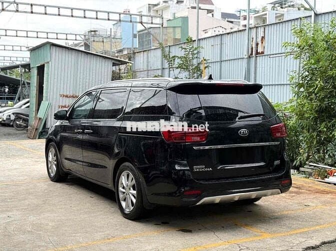 KIA SEDONA 2.2 full Dầu Luxury 2020