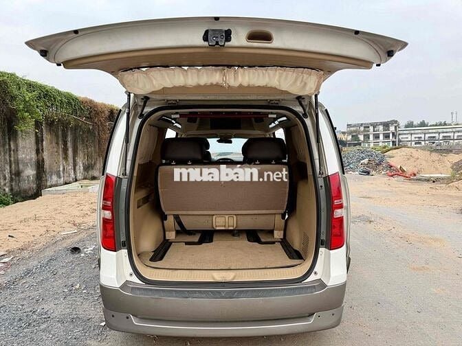 Hyundai Grand Starex 2015 Limousine 2.4 AT