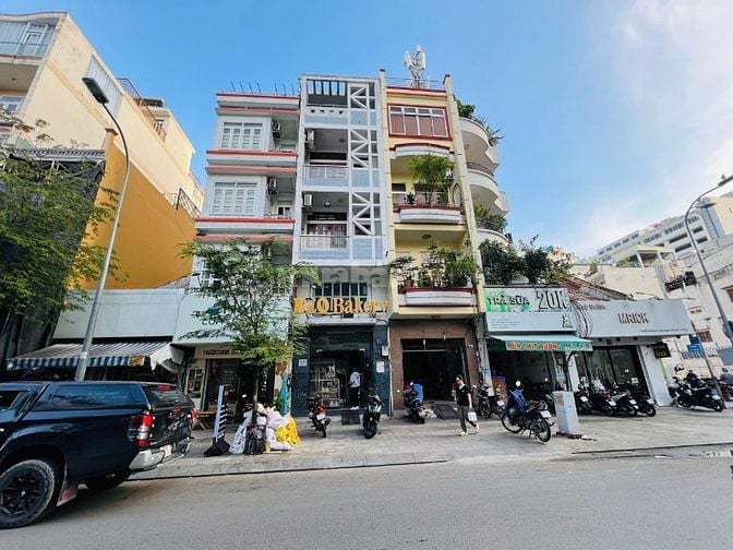 Giảm giá sâu! Nhà 2 MT đường CÔ GIANG - Quận 1 Giá đầu tư