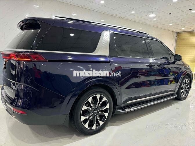 KIA Carnival 2023 Signature 69000 km