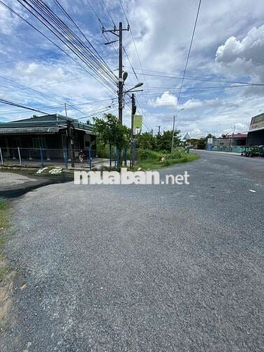 Cho thuê căn góc ngay chợ Song Phú, kinh doanh, buôn bán, ở