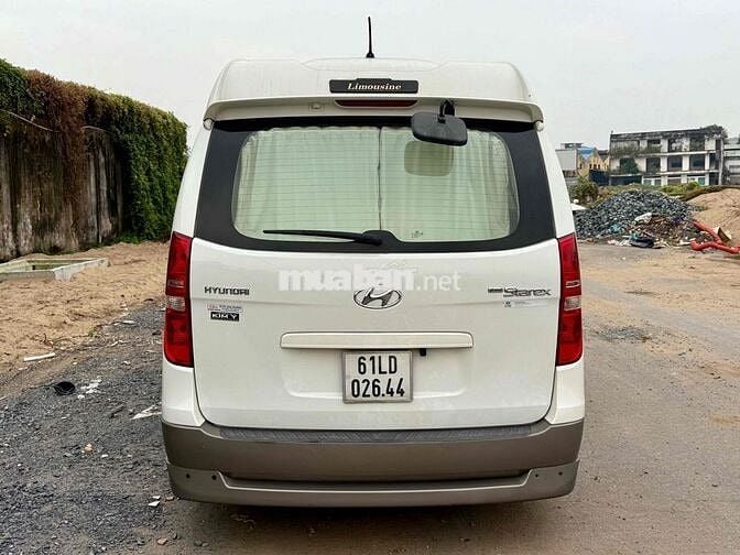 Hyundai Grand Starex 2015 Limousine 2.4 AT