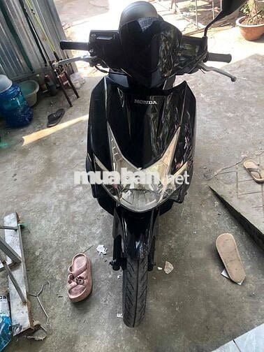 mua xe mới vk chạy dư bán