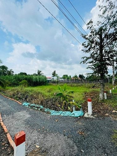 BÁN NỀN MẶT TIỀN ĐƯỜNG TỈNH 926 TRƯỜNG LONG TÂY HẬU GIANG