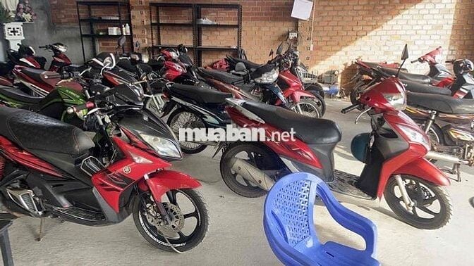 XE CHÍNH CHỦ ZIN ÊM XE ĐẸP CHẠY NHẸ NGON FUL CHỨC