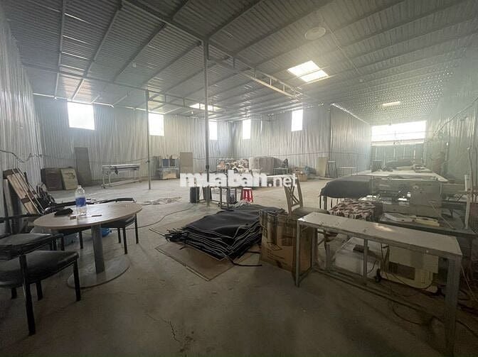 CHO THUÊ XƯỞNG 700M2 PHƯỜNG TÂN BÌNH DĨ AN GẦN CAO TỐC MỸ PHƯỚC