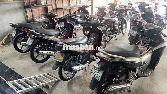 XE CHÍNH CHỦ ZIN ÊM XE ĐẸP CHẠY NHẸ NGON FUL CHỨC